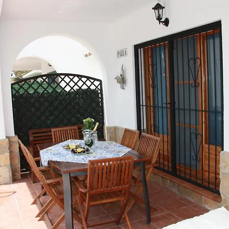 Casa Mireia I Paula بيت للعطل *